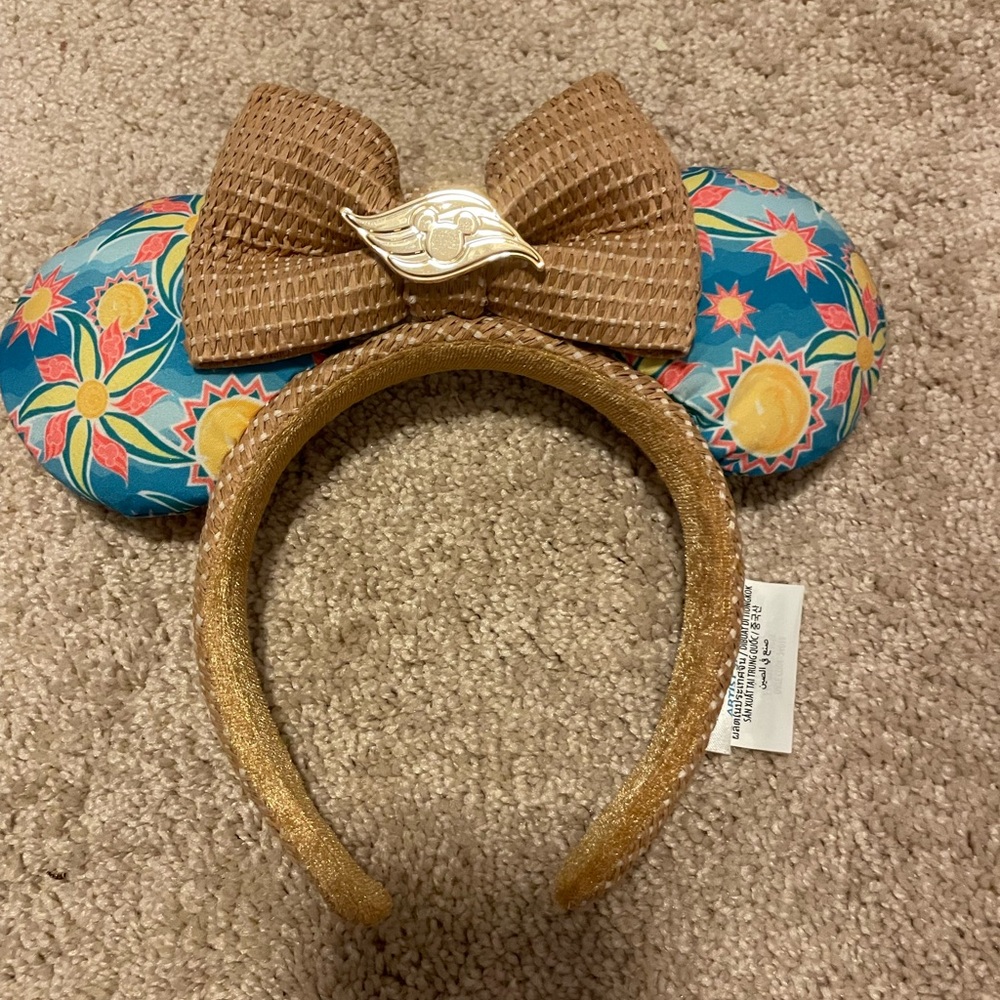 Disney Cruise Line Artist Showcase Mickey Ears - Picture 1 of 3